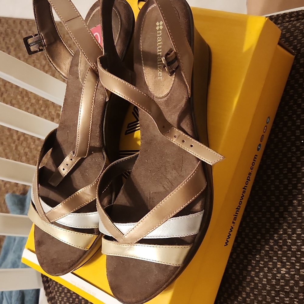 Sandal size 10